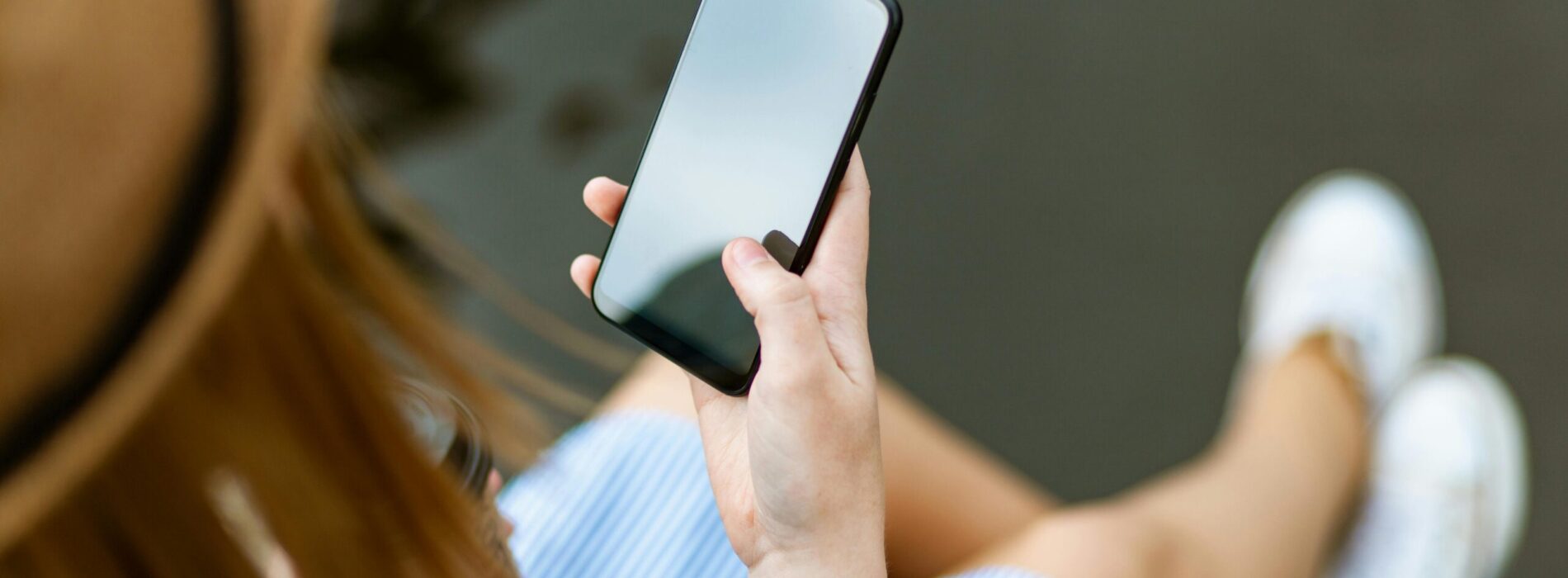 Telefon używany czy nowy – co wybrać w 2025 roku?