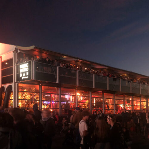 Namioty piętrowe i modułowe – jak zwiększyć powierzchnię eventową na ograniczonym terenie